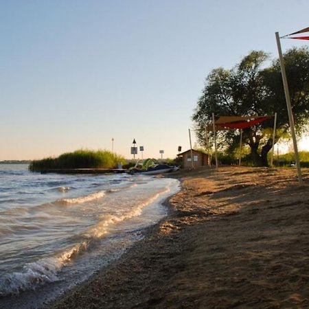 Babi Apartmanhaz Дьєнешдіаш Екстер'єр фото